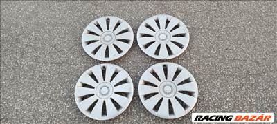 Mercedes A, B , C osztály gyári 15" dísztárcsa szett szép állapotban eladó! A2464010024