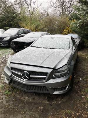 Mercedes CLS 63 AMG (W218) bontott alkatrészei