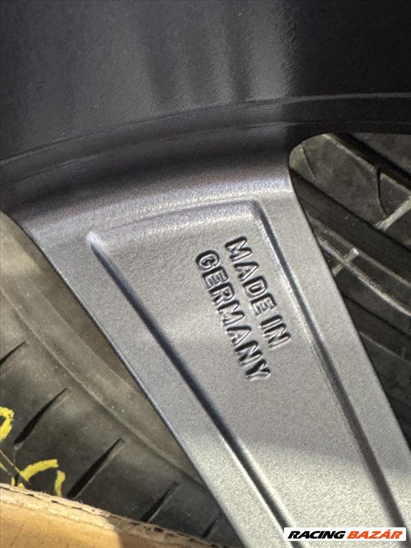 R20 Original Volkswagen 8J ET40 - 3G8 601 025D 3G8601025D 1db felni 2. kép