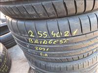  255/40/21" Bridgestone nyári gumi 