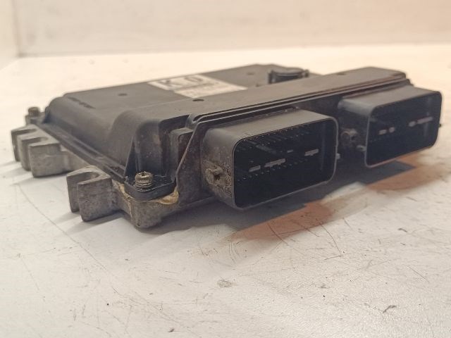 SUZUKI SWIFT III Motorvezérlő 6. kép