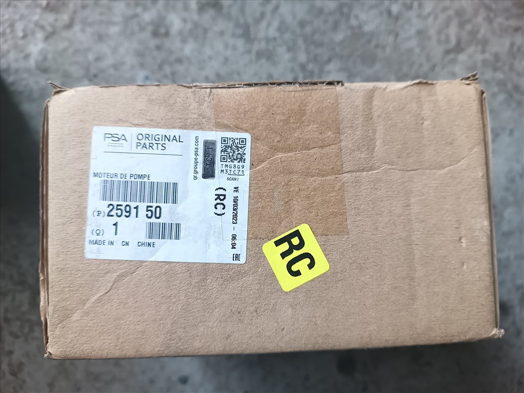 Citroën C4 Picasso I, Peugeot 3008 I Váltó olajszivattyú motor 259150 bm0121719a3 3. kép