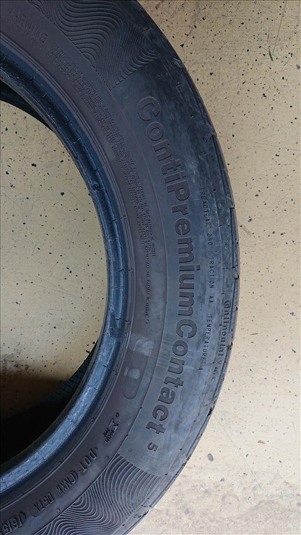  205/6016" használt Continental nyári gumi gumi 1. kép