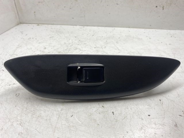 TOYOTA YARIS Jobb első Ablakemelő Kapcsoló 1. kép