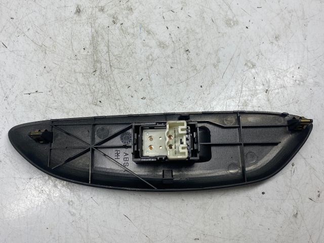 TOYOTA YARIS Jobb első Ablakemelő Kapcsoló 2. kép