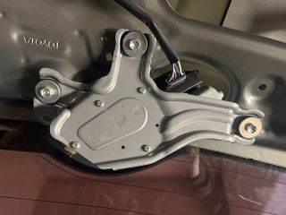 TOYOTA AVENSIS Kombi (ZRT27, ADT27) Hátsó Ablaktörlő Motor