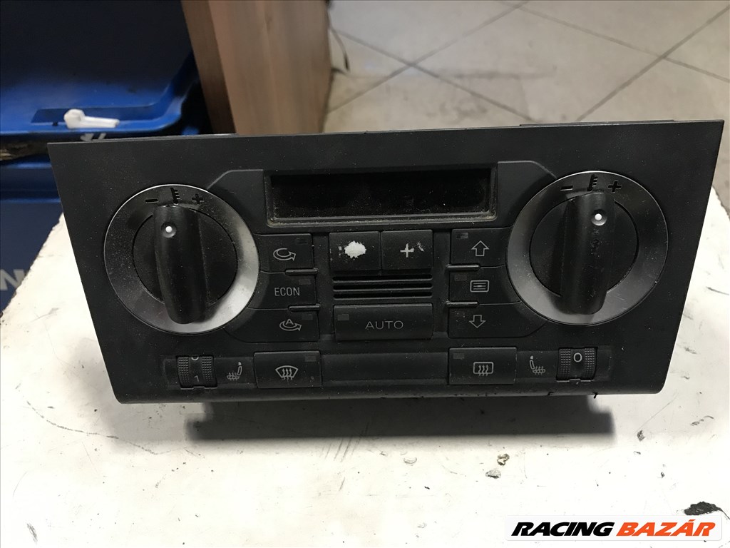 Audi A3 (8P) klímavezérlő egység (ülésfűtéses) 8p8820043j 1. kép