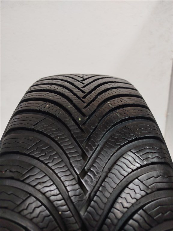 Michelin Alpin 5 205/55 R16  1. kép