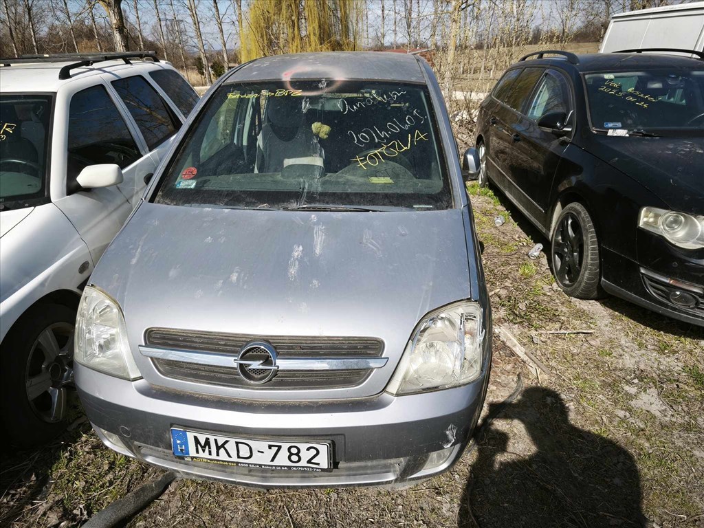 2004 Opel Meriva A 1.8 benzin-LPG, manuális - BONTÁS 3. kép