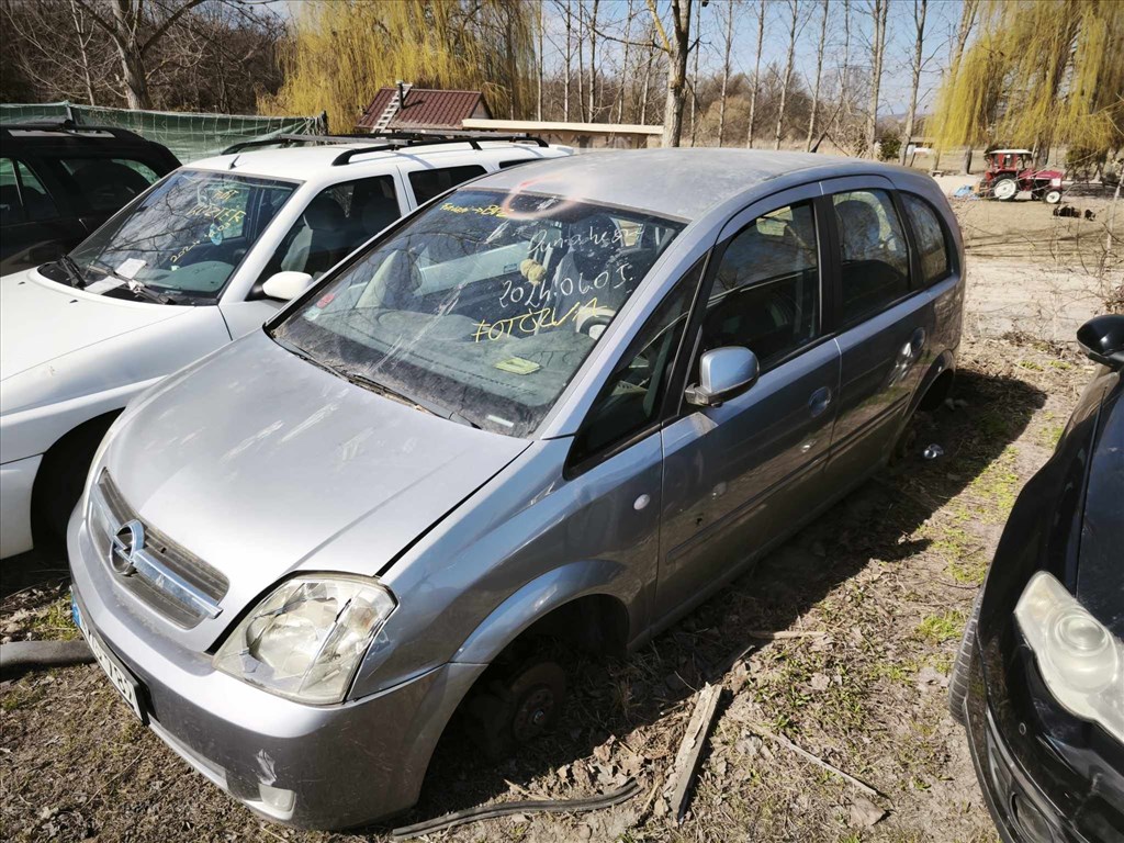 2004 Opel Meriva A 1.8 benzin-LPG, manuális - BONTÁS 4. kép