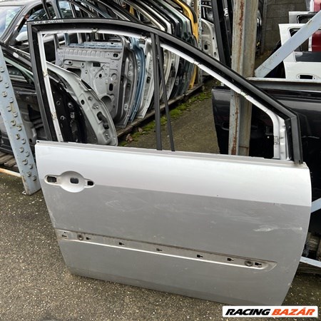 Renault Scénic II jobb első ajtó 2003-2010-ig 1. kép