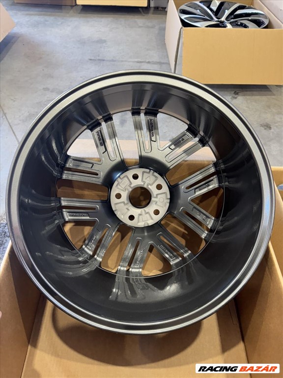 R19 Original Volkswagen 8J ET41 - 3G0 601 025AG 3G0601025AG 1db felni 7. kép