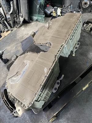 BMW 5-ös sorozat G30/G31 Hibrid akksi  61259798917