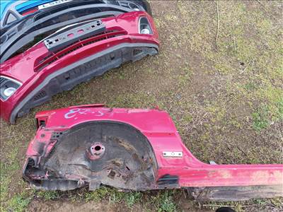 Honda CRX II Hátsó sárvédő 