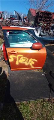 Suzuki Swift V Jobb első ajtó 