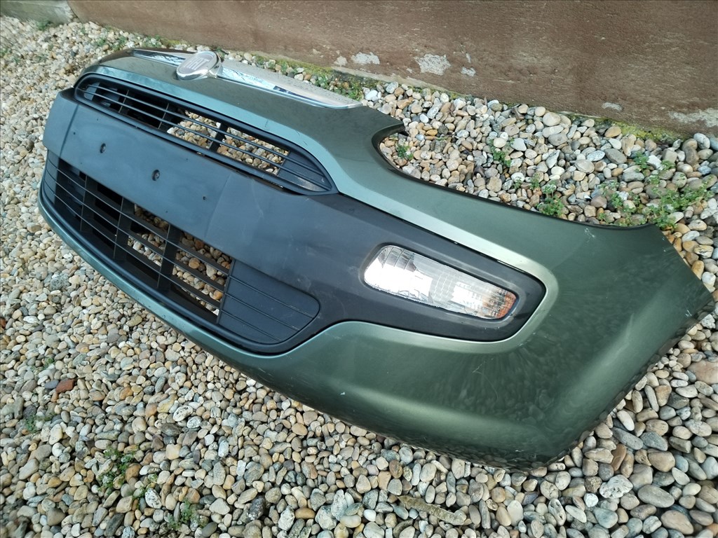 Fiat Punto Evo első lökhárító 735500118 5. kép