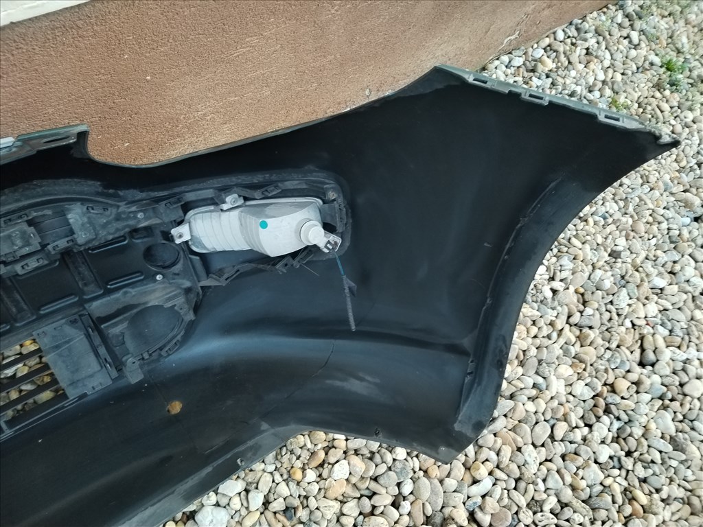 Fiat Punto Evo első lökhárító 735500118 10. kép