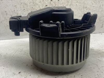 SUZUKI SWIFT III Fűtőmotor (Klímás)