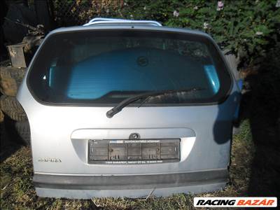 Opel Zafira A csomagtérajtó 