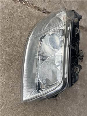 Volkswagen Passat B5 Jobb első fényszóró 