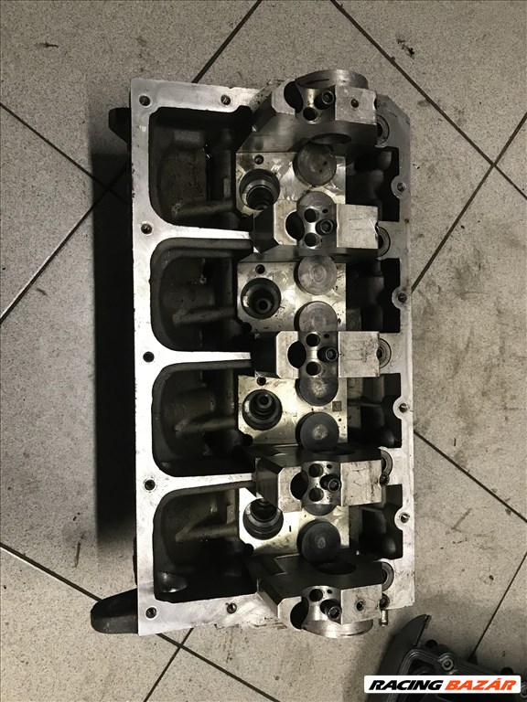 VW GOLF V_OCTAVIA II_1,9 PD BLS hengerfej 1. kép