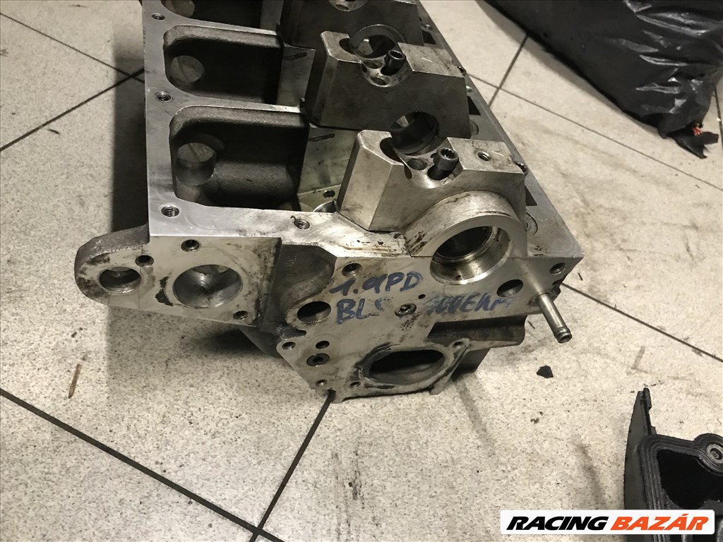 VW GOLF V_OCTAVIA II_1,9 PD BLS hengerfej 3. kép