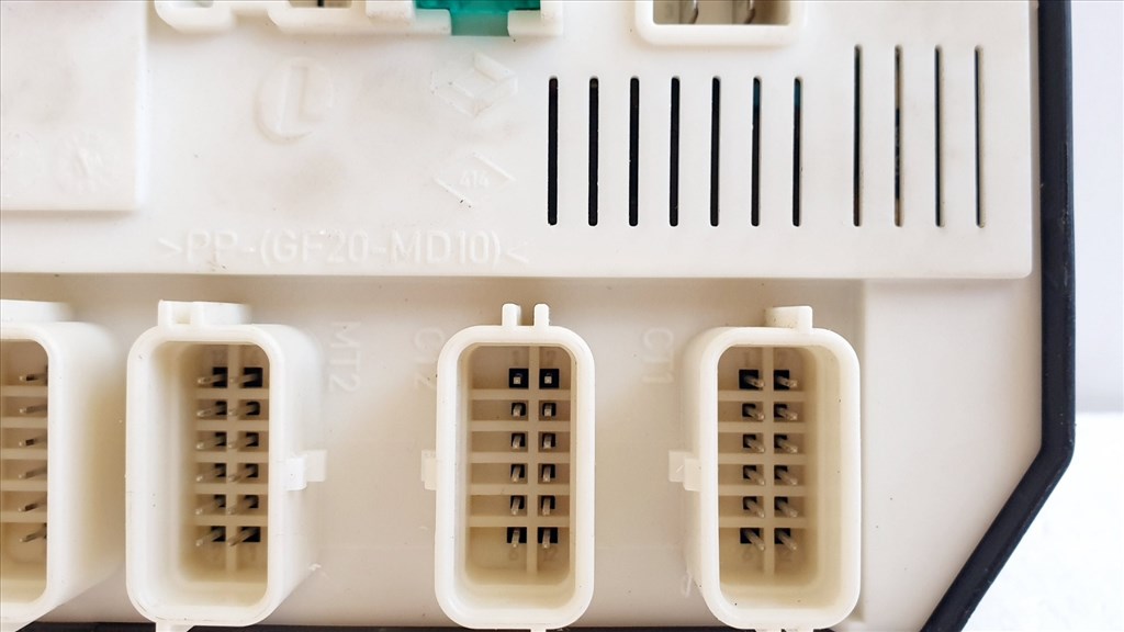 508450 Renault Megane 3, 2009, Biztosíték Tábla, 284B60008R-E, USM. 4. kép