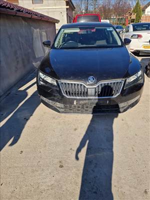 Skoda Superb III bontott alkatrészei