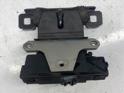 FORD FOCUS II Csomagtérajtó Zárszerkezet