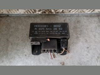 Mercedes A-osztály W168 Izzító Relé *123083* mercedes-0255452832 1. kép