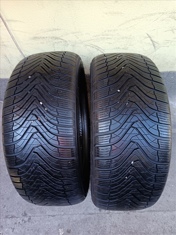  245/5018" újszerű Gripmax négyévszakos gumi gumi 2. kép