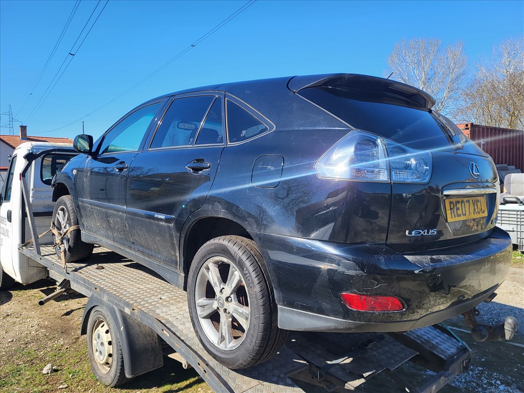 Lexus RX (AL10) bontott alkatrészei vagy egyben bontásra eladó 2. kép