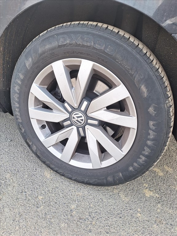  5x112 lyukosztású 16" gyári Vw passat b8 alufelni 3. kép
