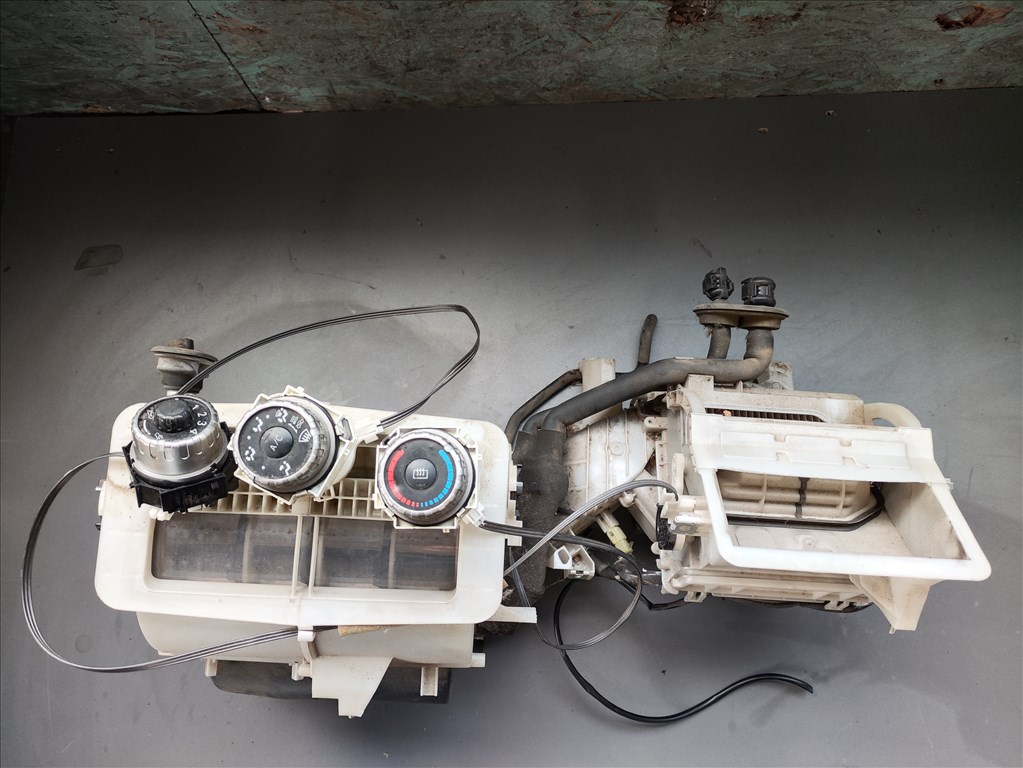 Daihatsu Terios (2nd gen) fűtésbox  87010b4030 4431504816 1. kép