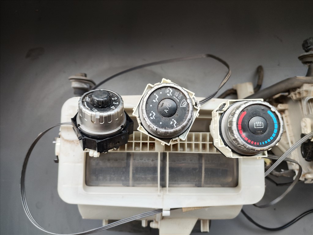 Daihatsu Terios (2nd gen) fűtésbox  87010b4030 4431504816 2. kép