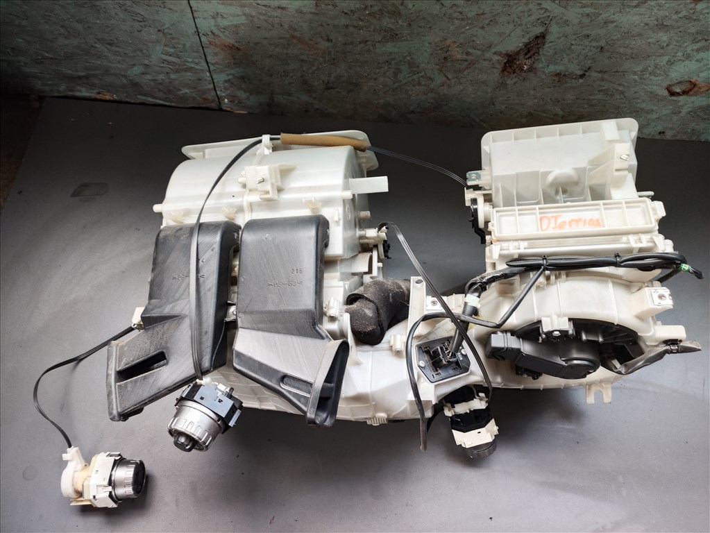 Daihatsu Terios (2nd gen) fűtésbox  87010b4030 4431504816 4. kép
