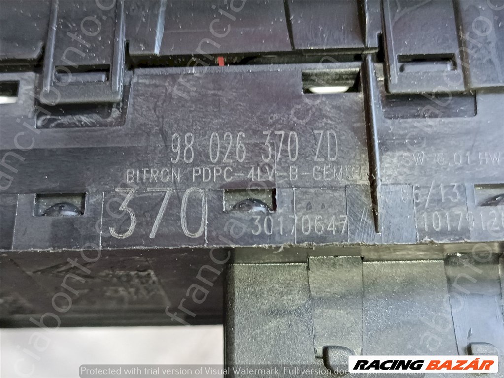 Citroën C5 III, Peugeot 508 I Ablakemelő kapcsoló (négyes) 98026370ZD 3. kép