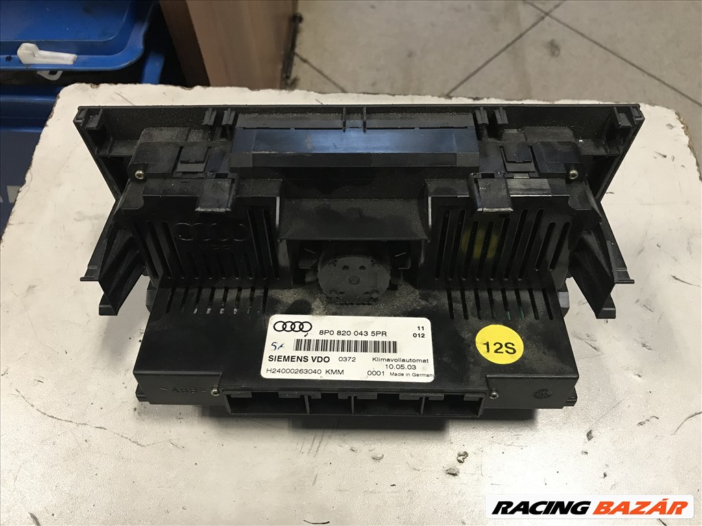 Audi A3 (8P) klímavezérlő panel  8p0820043 2. kép