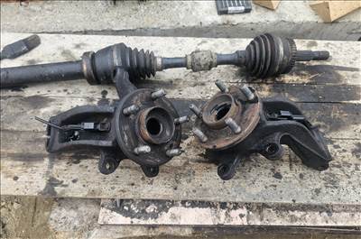 Ford Mondeo Mk3 Csonkállvány kerékagyal 