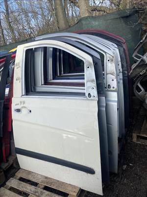 Mercedes vito 639 első ajtó (üresen) 646980