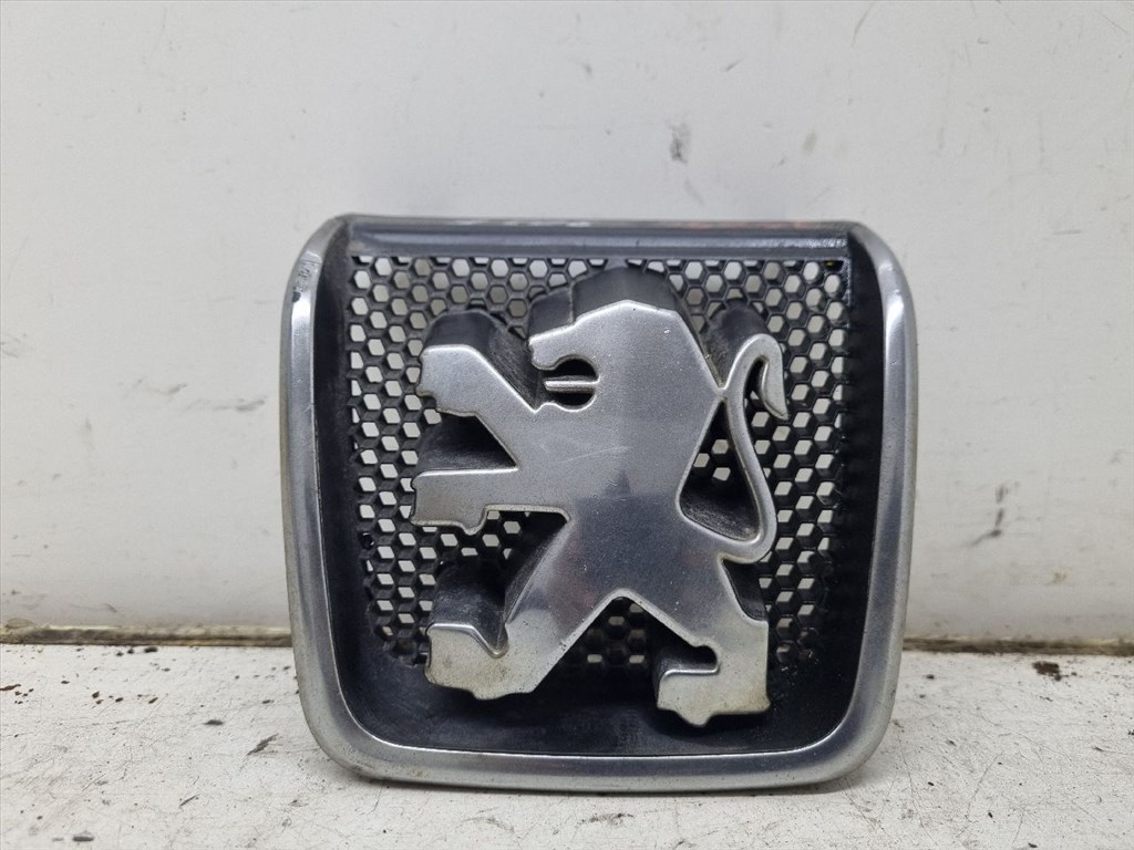 PEUGEOT 406 (8B) 2.0 HDI 110 Első Embléma #34656# 9623832877 1. kép