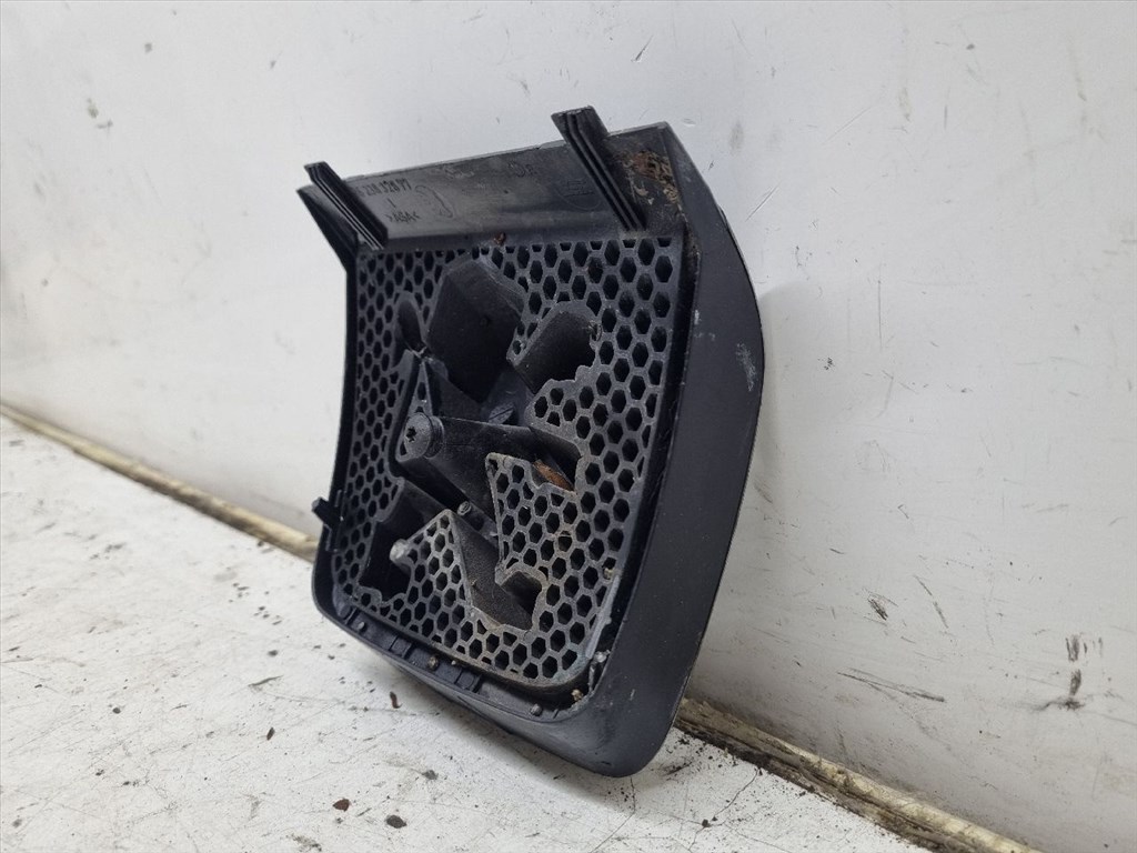 PEUGEOT 406 (8B) 2.0 HDI 110 Első Embléma #34656# 9623832877 5. kép