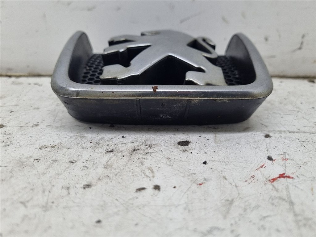 PEUGEOT 406 (8B) 2.0 HDI 110 Első Embléma #34656# 9623832877 8. kép