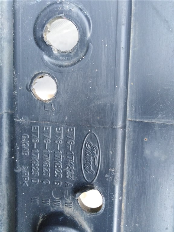 Ford Transit Mk8 ford transit courier hátsó lökháritó et7617k823aw 6. kép