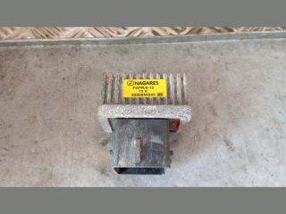 Renault Master III Izzító Relé *136509* nagares-8200859243