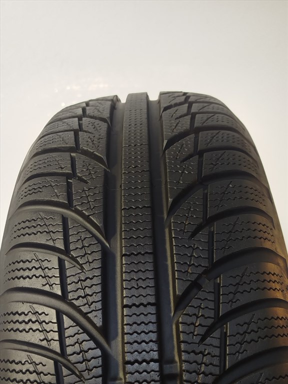 Hankook W452 Winter icept RS2 195/65 R15  1. kép