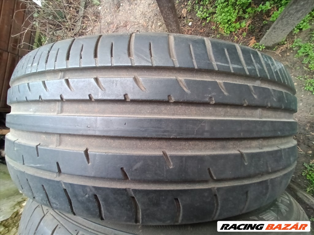 2db 215/50 R18 92W használt Falken Azenis FK453CC nyári gumi. 8. kép