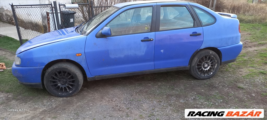 Eladó Seat Cordoba 1.4 16V Stella (1390 cm³, 75 PS) 1. kép