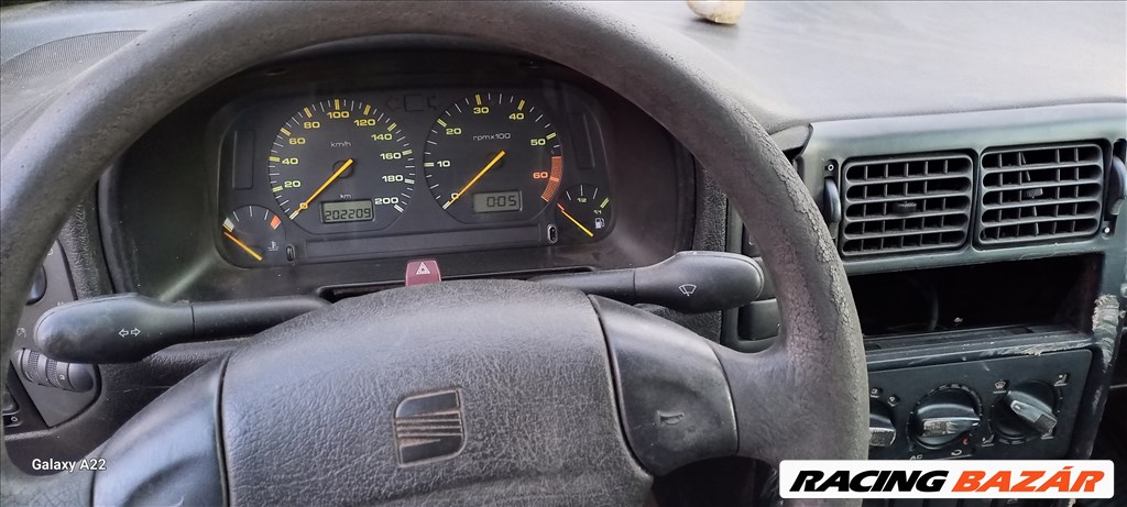 Eladó Seat Cordoba 1.4 16V Stella (1390 cm³, 75 PS) 7. kép
