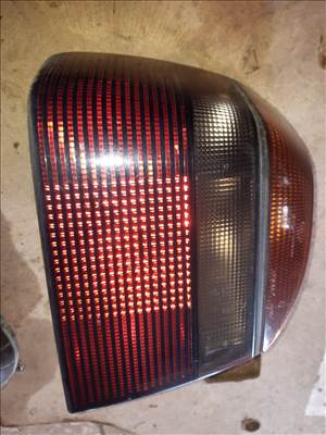 Volkswagen Golf III Bal Hátsó Lámpa 1H6 945 520